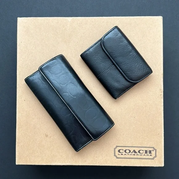 12/13 AT 3:00 PM EST COACH TALK
Vintage Coach ๐ผ ๐โฆโฆ..and history!! - Picture 11 of 16